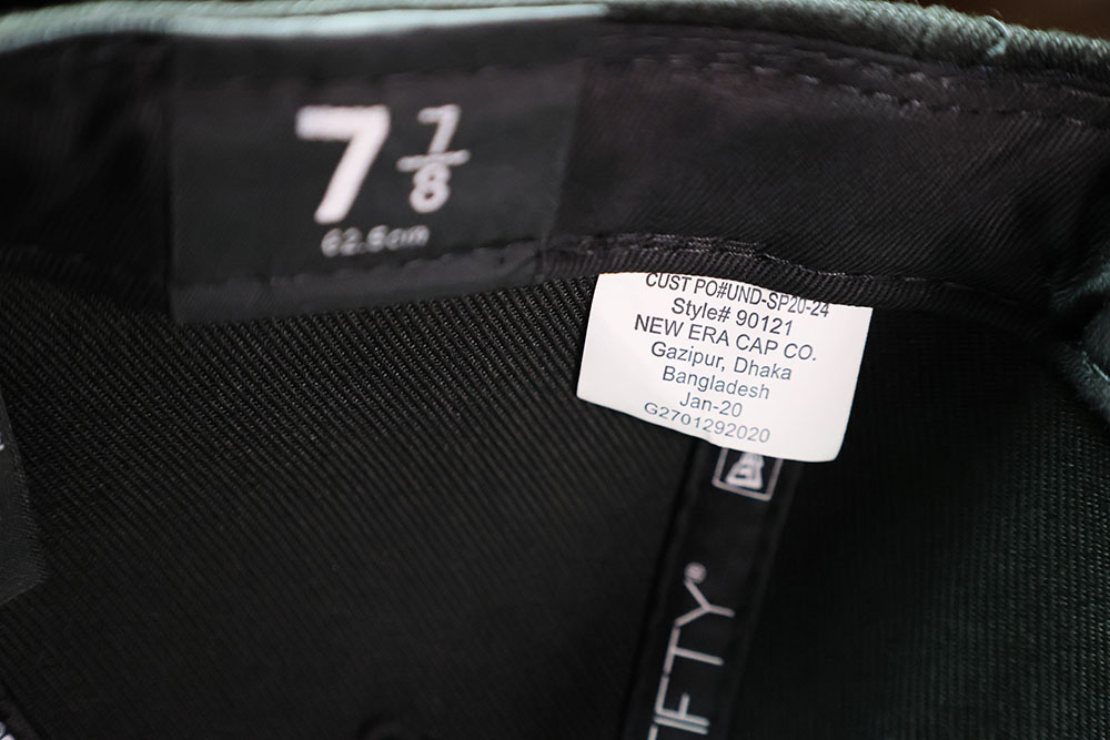 Interior New Era size label and Spring 2020 tag inside the Undefeated x New Era Icon Fitted, black Tokyo